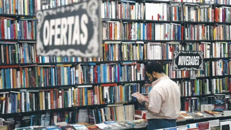 Más Títulos que Nunca: La Paradoja del Mercado Editorial Argentino
