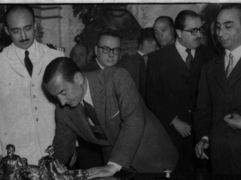 70 Años de Tensión: La Historia de Nuestra Relación con el FMI