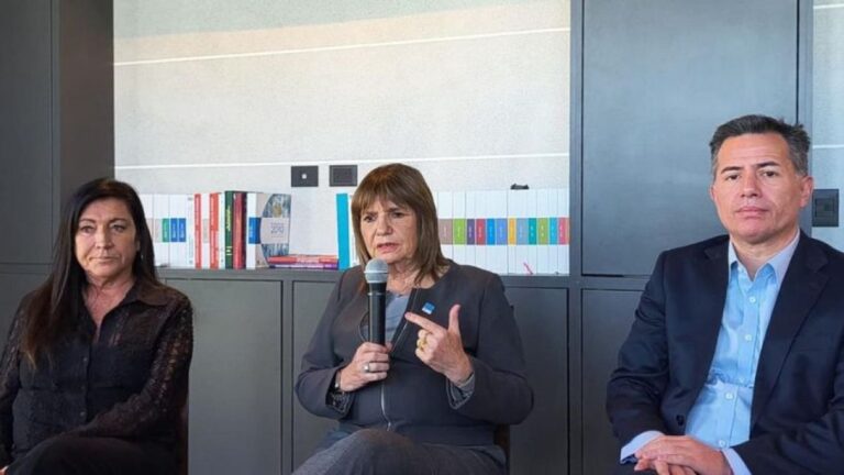 Bullrich en Córdoba sobre Adorni: ‘Quizás no tenga la misma resistencia que yo’