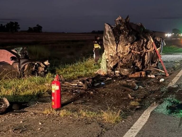 Trágico accidente: 5 mujeres pierden la vida en choque frontal