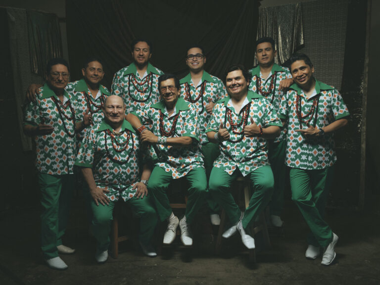 Los Mirlos: la cumbia amazónica que conquista a Oasis, Franz Ferdinand y Pablo Lescano