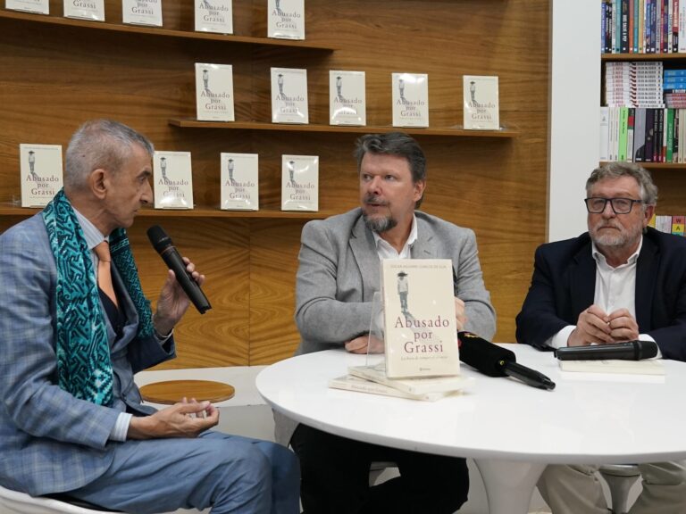 Nuevo libro revela el sufrimiento detrás de los abusos del cura Grassi