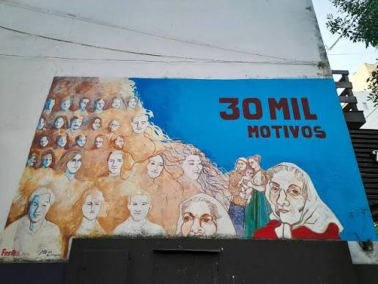 Controversia en Mar del Plata: Cubre con pintura el mural «30 mil motivos» de un destacado artista local