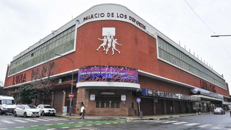 Freno judicial a la demolición del Luna Park: obras suspendidas