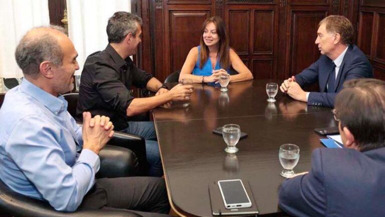 Pettovello se perfila como el apoyo clave de Adorni
