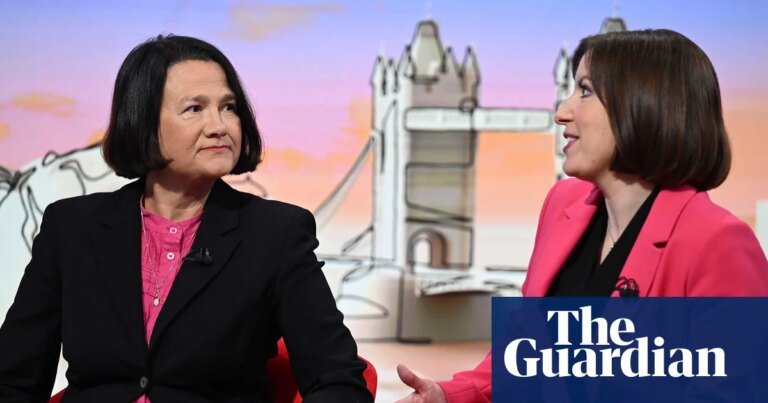 Phillipson: Retar a Starmer sería un error a pesar de las críticas en la elección
