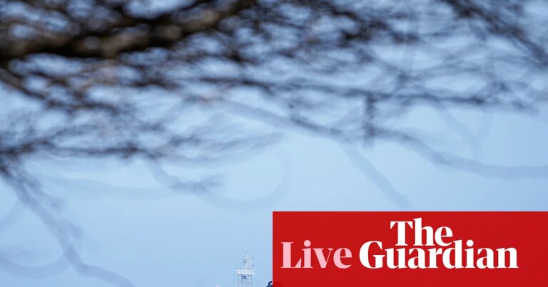 Australia News Live: Cuatro australianos entre los pasajeros afectados por el brote sospechoso de hantavirus en un crucero de lujo
