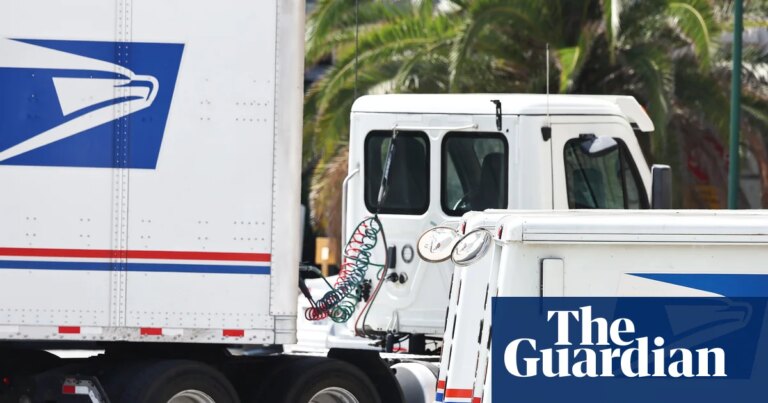USPS Evalúa Permitir el Envío de Pistolas por Correo
