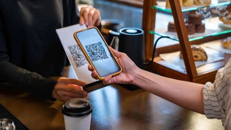 Cómo Pagan los Argentinos: Tarjetas de Débito, Crédito y QR