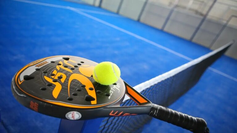 Furor por el Pádel: Inversión en Canchas y su Rentabilidad
