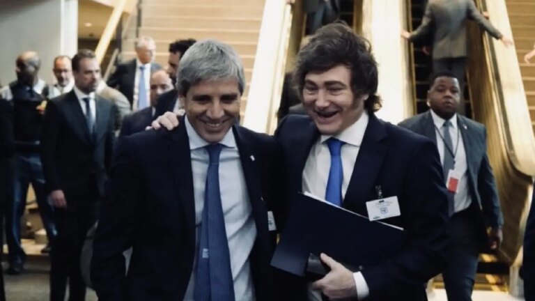 Milei y Caputo: La Esperada Noticia que Podría Reducir el Riesgo País
