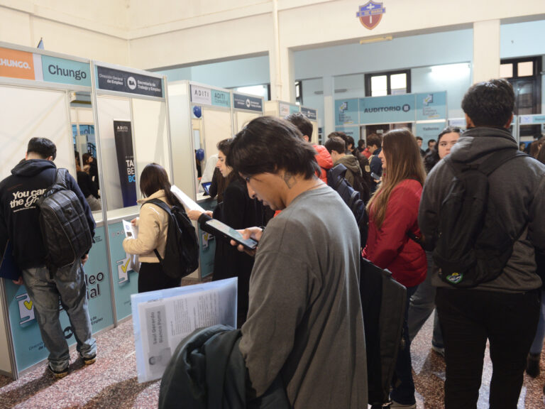 Expo Empleo 2026: Miles de Jóvenes Unidos por un Futuro Laboral