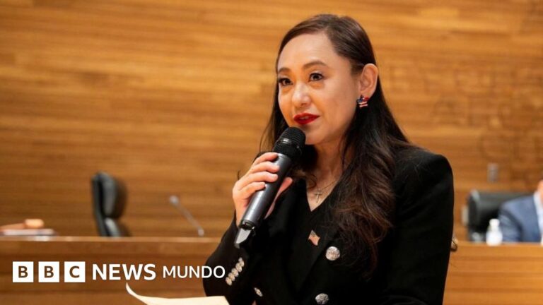 Renuncia la alcaldesa de California tras admitir su vínculo con China