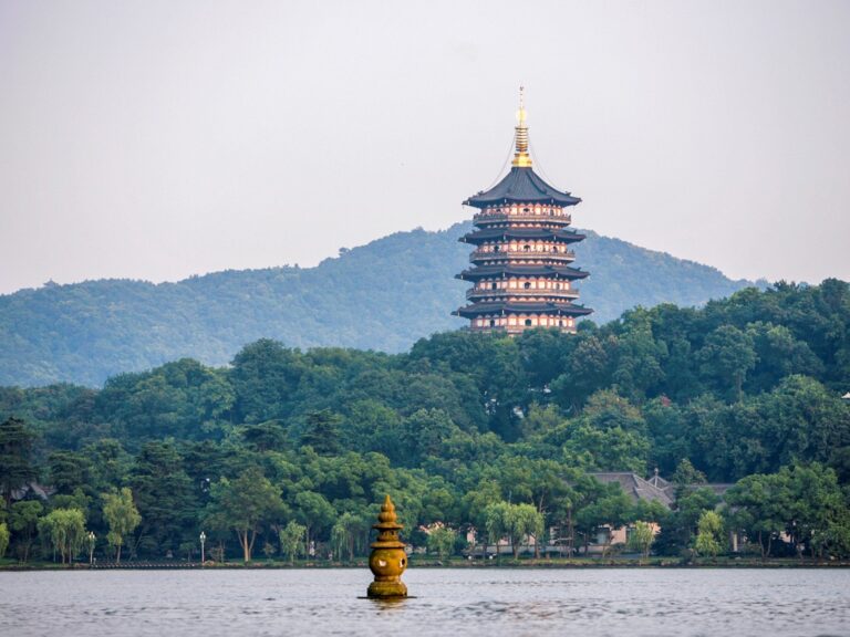 Descubre el encantador pueblo costero de China que enamora a los turistas con su cultura pesquera
