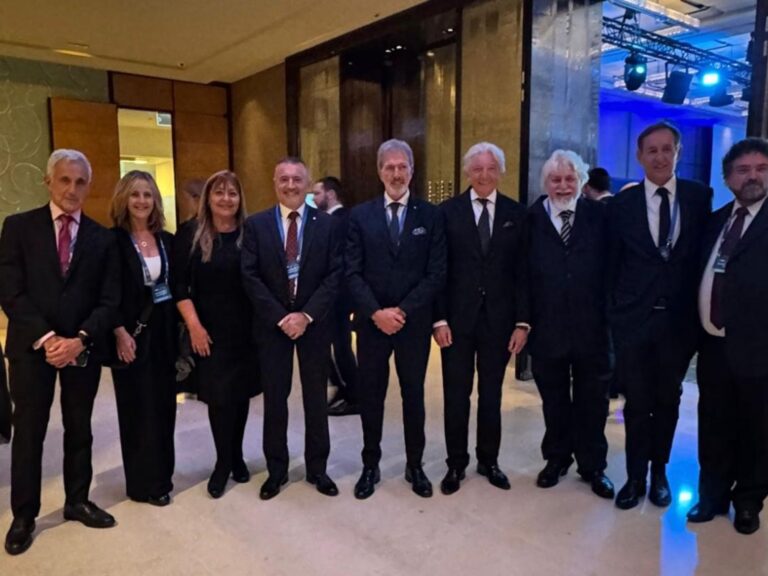 Cumbre en Ginebra: Llamado a Estados para Combatir el Antisemitismo y el Odio en Línea