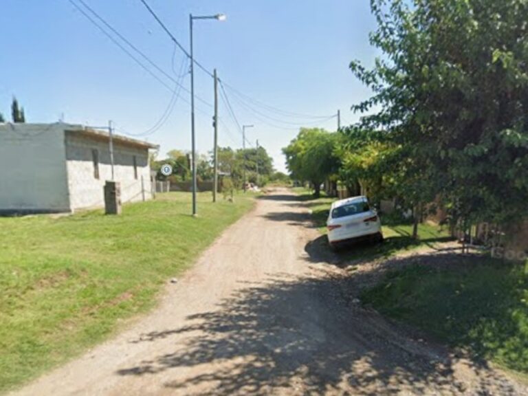 Pelea vecinal termina en tragedia: hombre gravemente herido con un machete