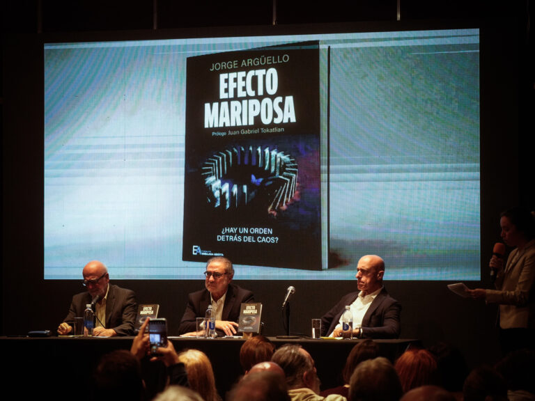 Jorge Argüello presenta ‘Efecto Mariposa’: Reflexiones sobre el Caos Global