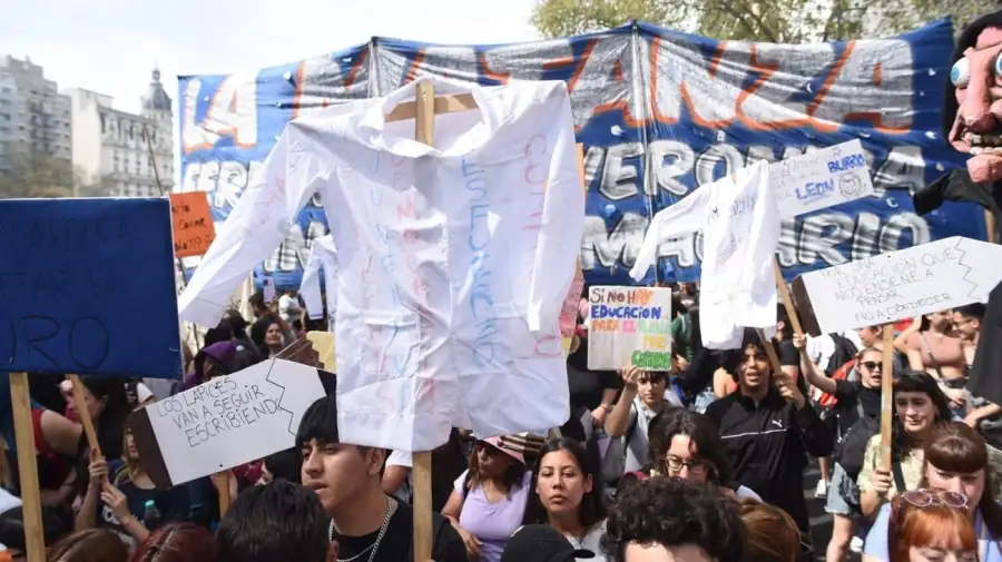 Marcha universitaria