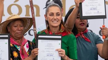 Claudia Sheinbaum en el evento en Atenco