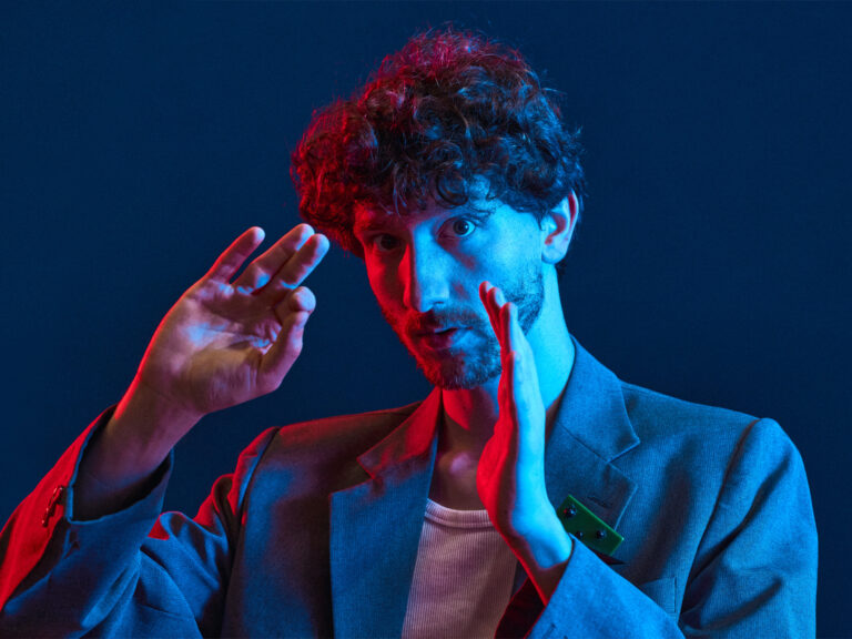 Un Heredero de Les Luthiers Presenta: ‘Matemáticas para Humanos’, un Desafío Teatral Único