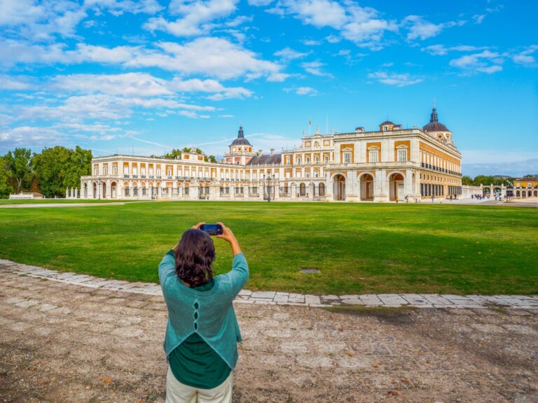 Escapadas Perfectas: 6 Destinos a Menos de Una Hora de Madrid para Viajeros Argentinos