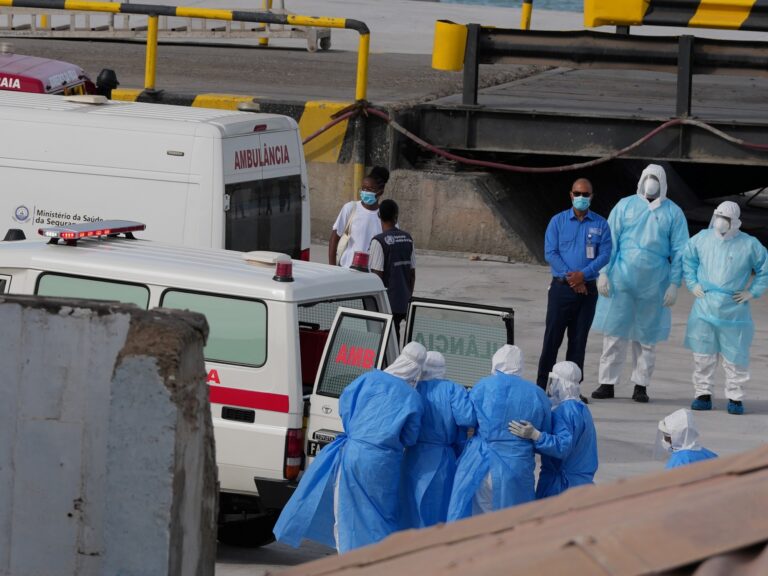 Evacuación en el MV Hondius: Tres enfermos por hantavirus y nuevo caso humano de cepa rara
