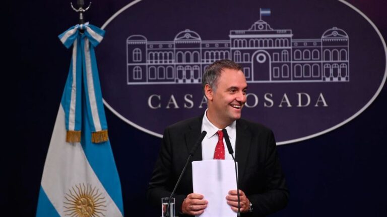 Casa Rosada reabre su sala de prensa con nuevas restricciones tras 10 días