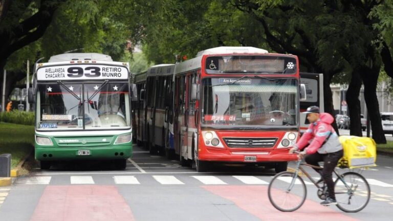 Aumento en colectivos y subte: ¿Cuánto afectará tu SUBE en mayo?