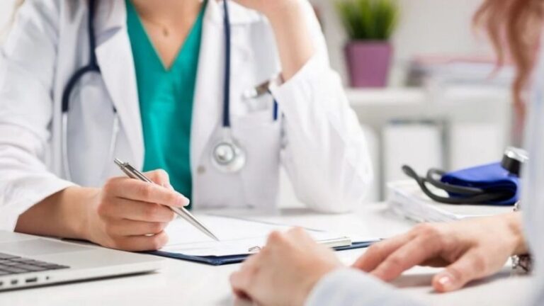 Legislador del Frente Cívico: ‘La medicina privada se extingue en el interior’