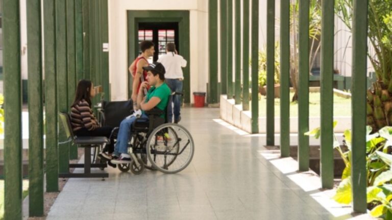 Córdoba invierte $2.000 millones para salvar instituciones de discapacidad