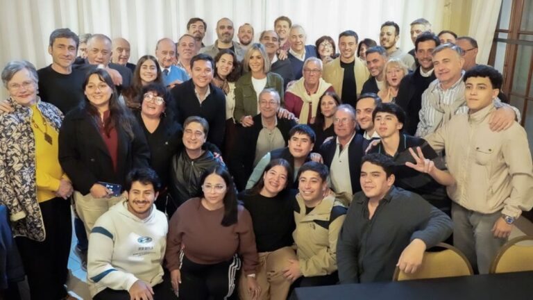 De Loredo Intensifica su Ataque a Llaryora y Se Postula para 2027