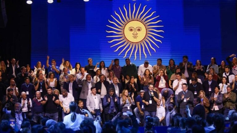 Llaryora evalúa el peronismo federal y el papel de Córdoba en la política nacional