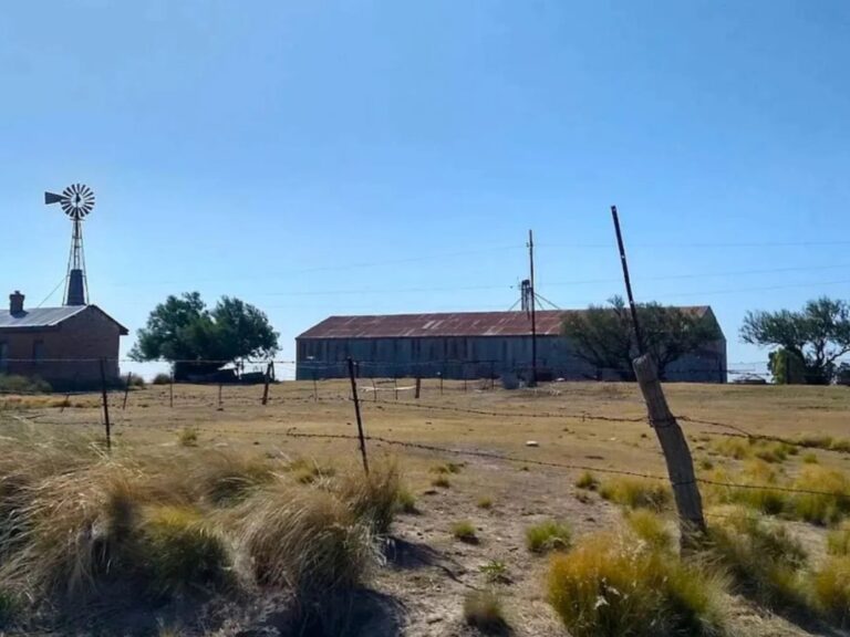 El pueblo ferroviario de Buenos Aires: Historia de un lugar abandonado por la pandemia