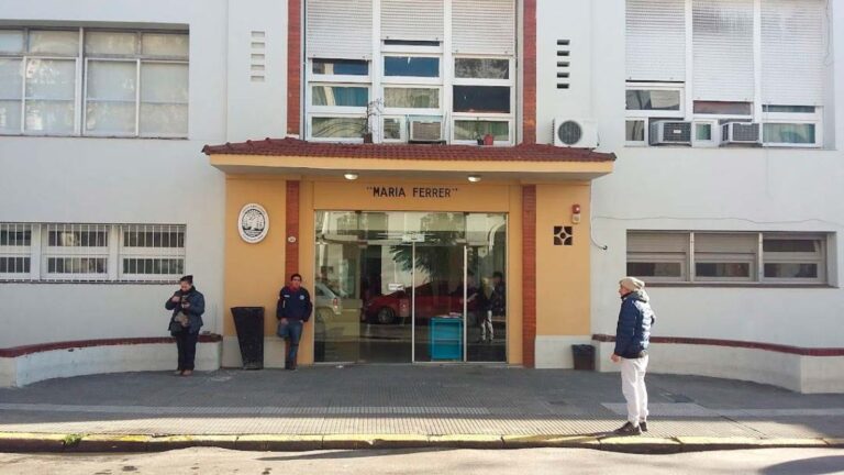 Mercurio en un hospital de Barracas: Evacuación y emergencia en curso
