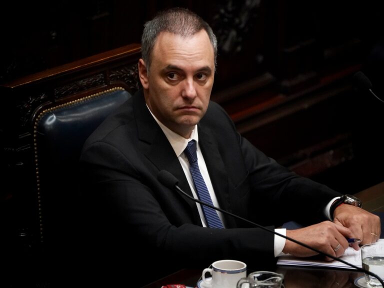 Conflicto en Diputados: El Gobierno se opone a la interpelación de Adorni por parte de la oposición