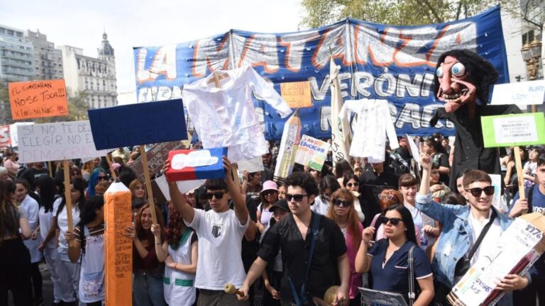 Cuarta Marcha Universitaria: Horario, participantes y demandas