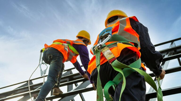 El Gobierno implementa nueva regulación en la reforma laboral para disminuir cargas patronales