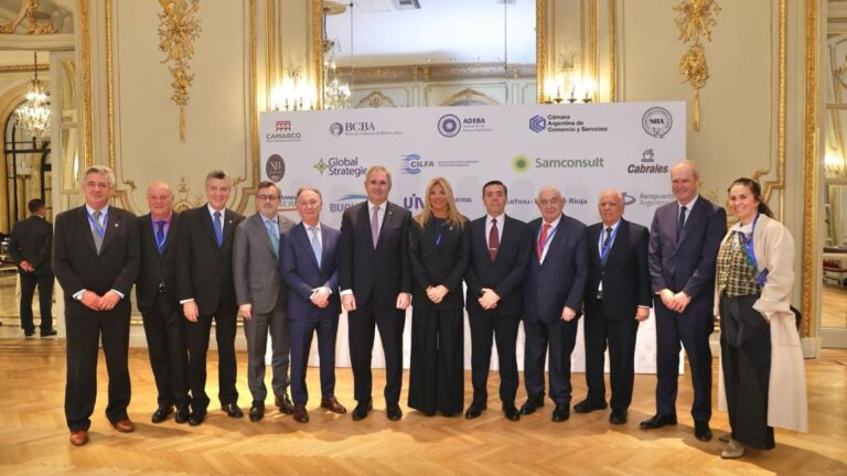 El círculo rojo respalda a Milei, pero advierte sobre riesgos en la microeconomía