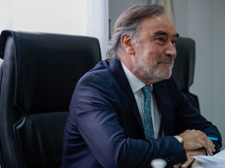 El juez Bruglia solicita frenar los concursos para vacantes en la Cámara Federal