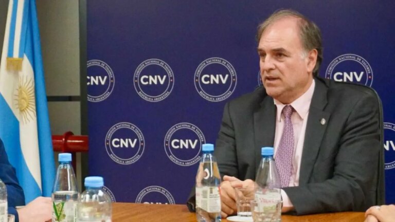 Tres empresas lideran en ayuda laboral a empleados.