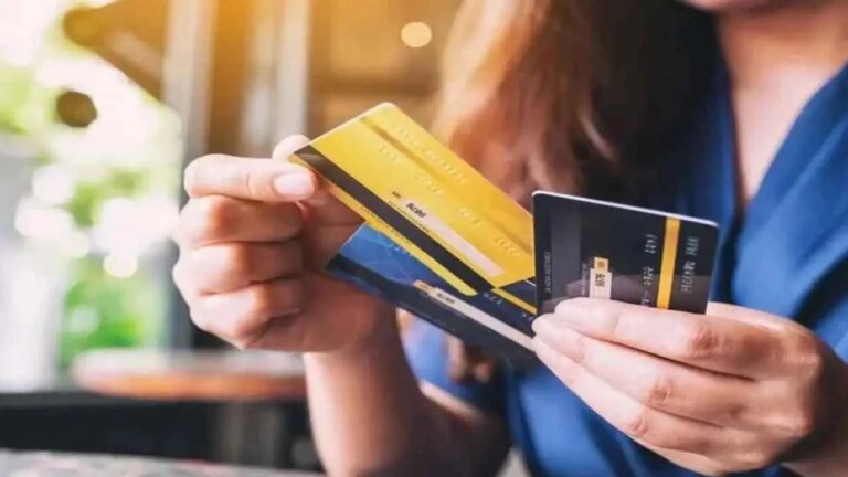 Morosidad Familiar Disminuye, pero la Economía Real Sigue en Alerta
