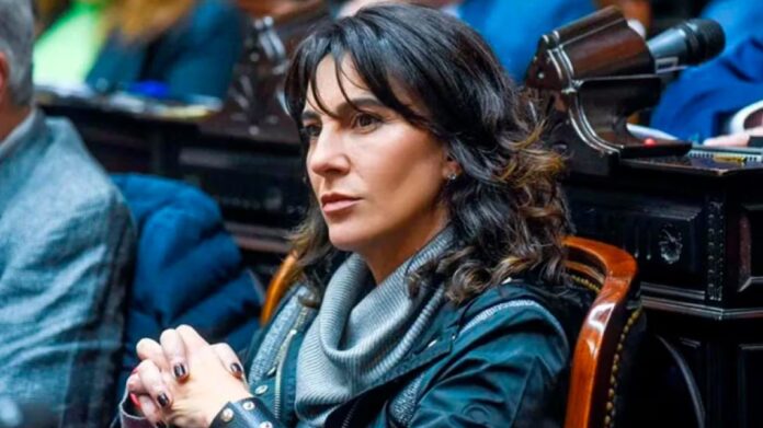 natalia-de-la-sota-en-diputados-2188102.jpg