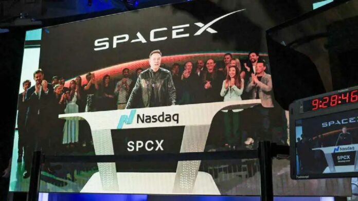 spacex-2263863.jpg