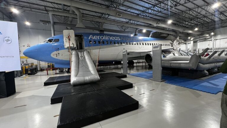 Descubre el Centro de Formación de Aerolíneas Argentinas en Ezeiza