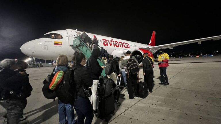 Descubre cómo volar con Avianca: Tarifas económicas y más