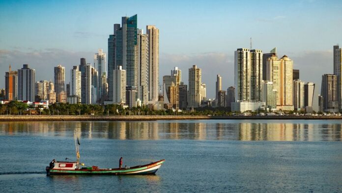 1117panama-1913481.jpg