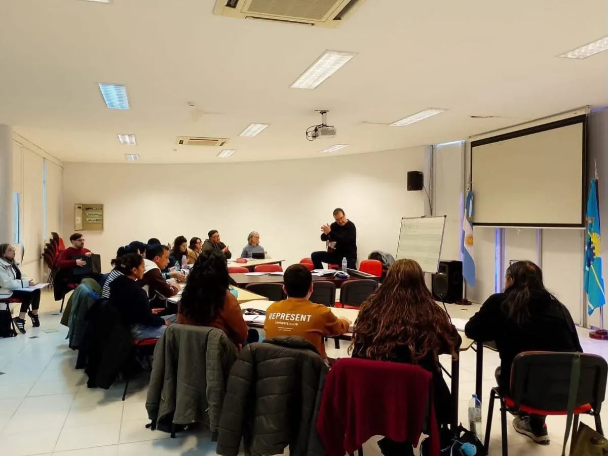 Estudiantes en el Taller de Coros
