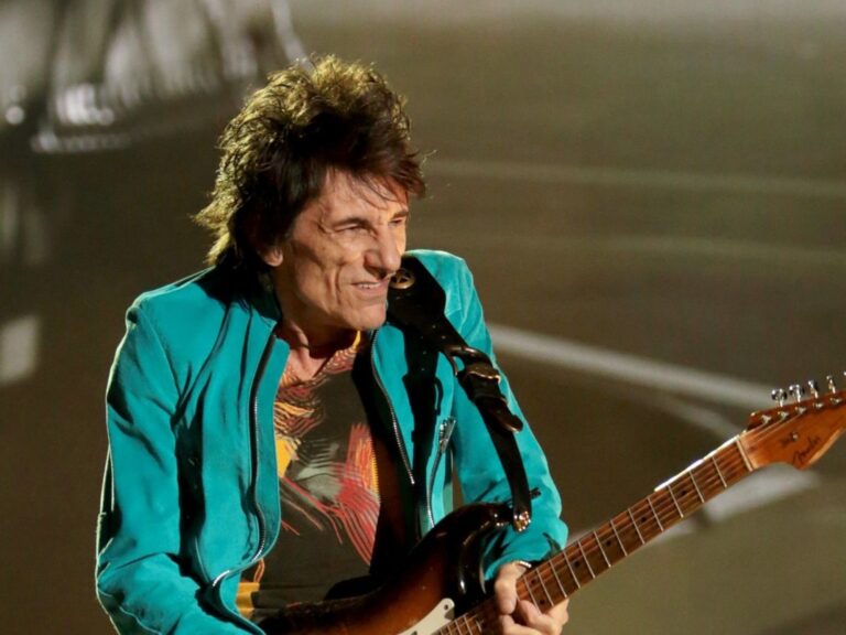 Ron Wood, a los 79 años, se lanza de gira en solitario: ¿Visitará Argentina con su arte y música?