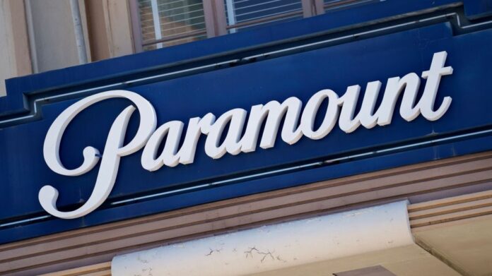 BC-bronfman-ofrece-us4300-millones-por-control-de-paramount-global-es.jpg