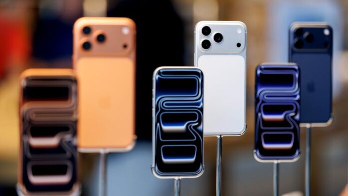 BC-demanda-de-apple-amenaza-planes-de-openai-de-rivalizar-el-iphone-fV.jpg